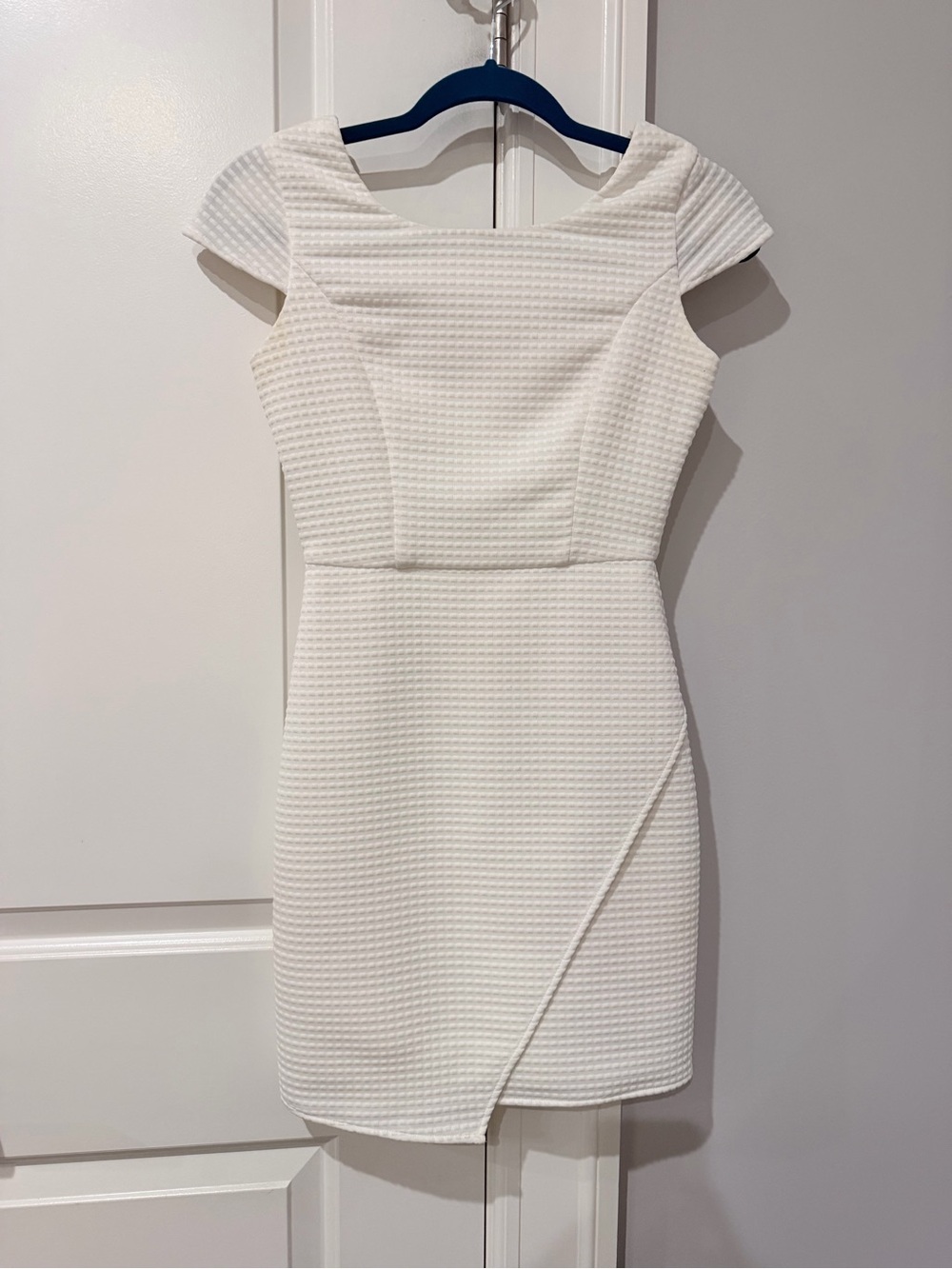 Cream Textured Cap-Sleeve Sheath Dress - Classic Juniors Dress